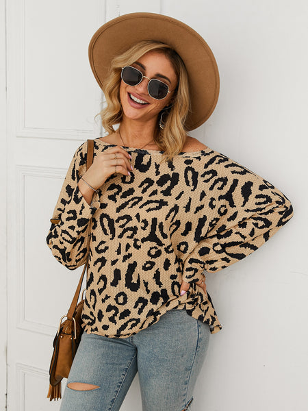 LEOPARD BOAT NECK SWEATER